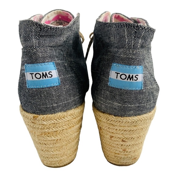 TOMS Chambray Desert Wedge Lace Up Booties - Picture 4 of 14